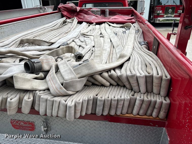 image for item FC1972 1977 International Harvester Loadstar 1700 pumper fire truck
