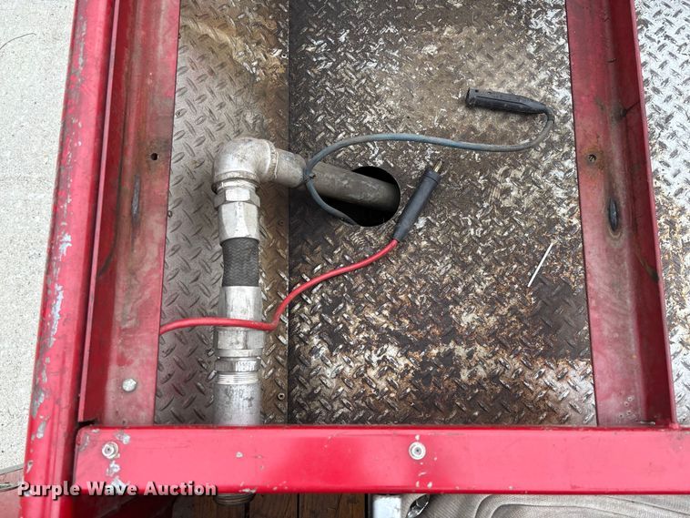 image for item FC1972 1977 International Harvester Loadstar 1700 pumper fire truck