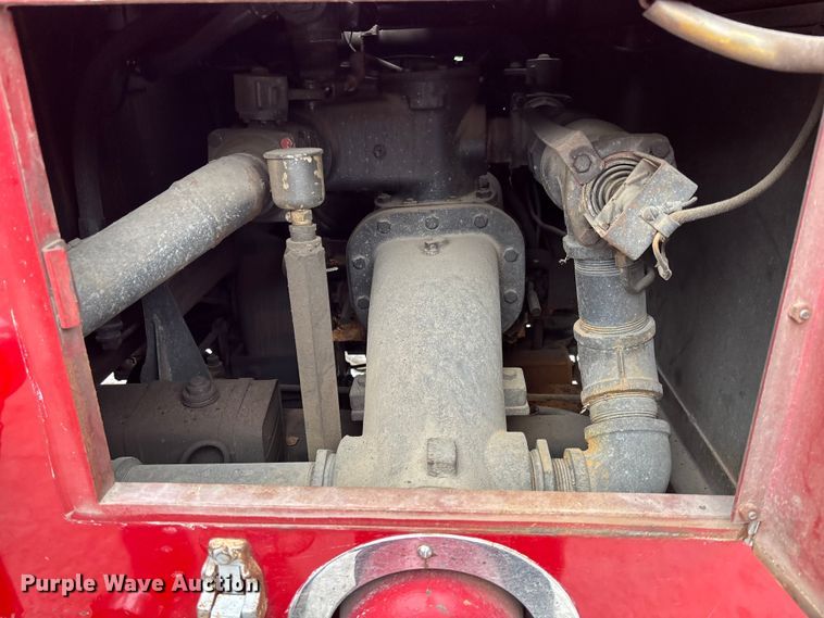 image for item FC1972 1977 International Harvester Loadstar 1700 pumper fire truck