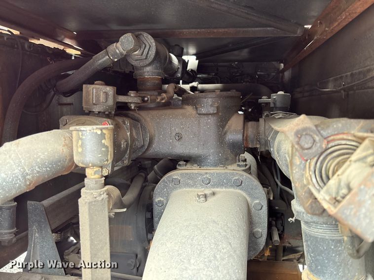 image for item FC1972 1977 International Harvester Loadstar 1700 pumper fire truck