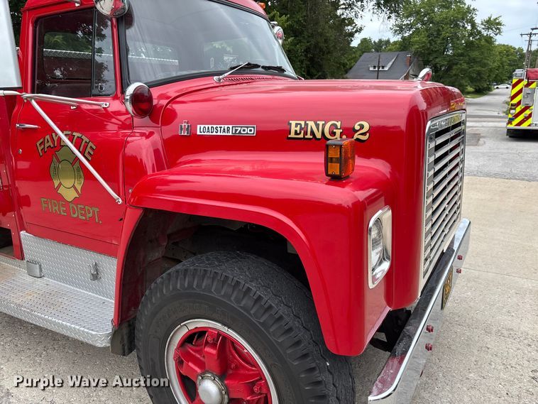 image for item FC1972 1977 International Harvester Loadstar 1700 pumper fire truck
