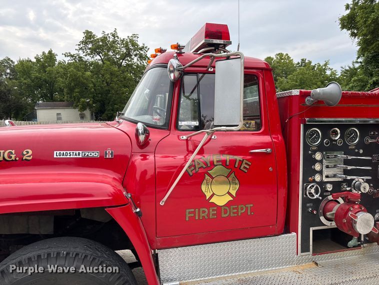 image for item FC1972 1977 International Harvester Loadstar 1700 pumper fire truck