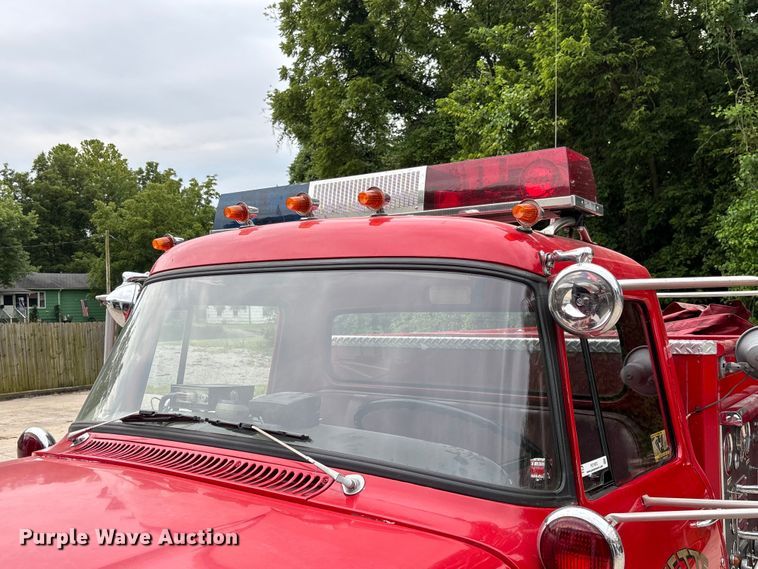 image for item FC1972 1977 International Harvester Loadstar 1700 pumper fire truck