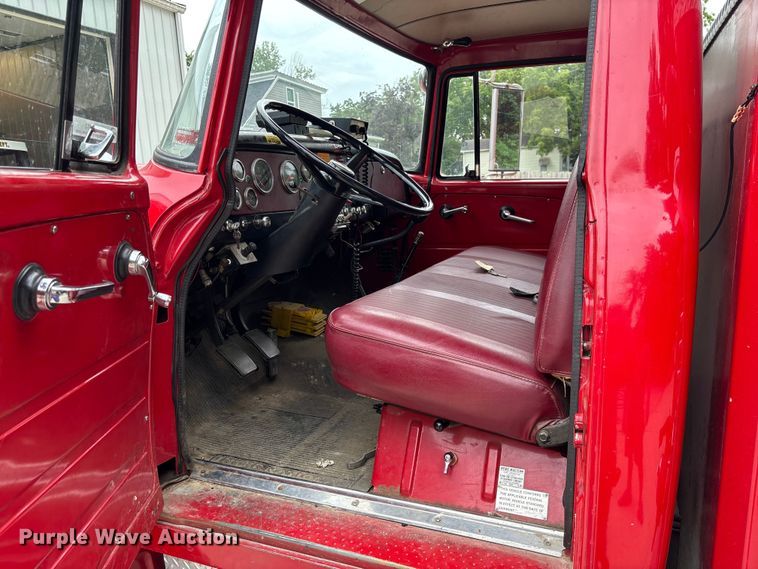 image for item FC1972 1977 International Harvester Loadstar 1700 pumper fire truck