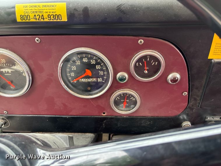 image for item FC1972 1977 International Harvester Loadstar 1700 pumper fire truck