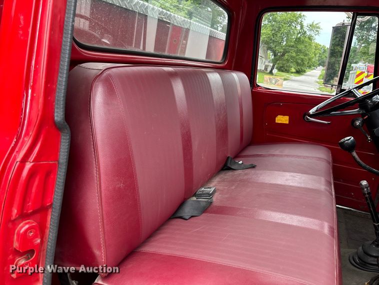 image for item FC1972 1977 International Harvester Loadstar 1700 pumper fire truck