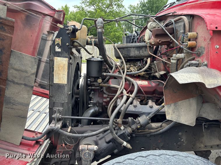 image for item FC1972 1977 International Harvester Loadstar 1700 pumper fire truck