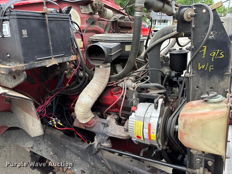 image for item FC1972 1977 International Harvester Loadstar 1700 pumper fire truck