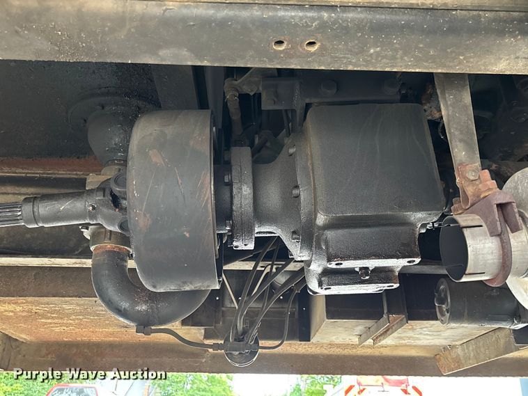 image for item FC1972 1977 International Harvester Loadstar 1700 pumper fire truck