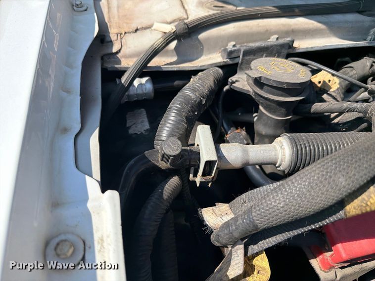 image for item FC3335 2010 Ford E350 ambulance