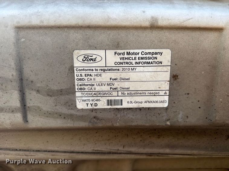 image for item FC3335 2010 Ford E350 ambulance