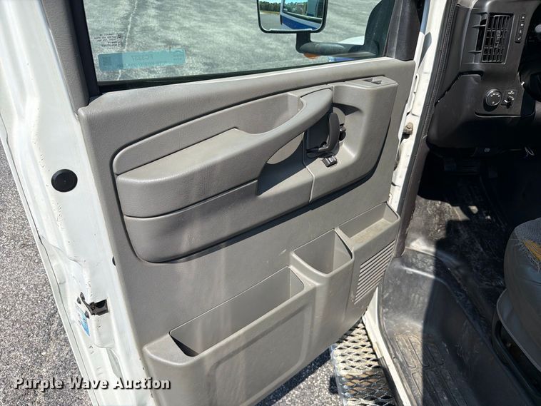 image for item FC3337 2012 Chevrolet Express G3500 ambulance