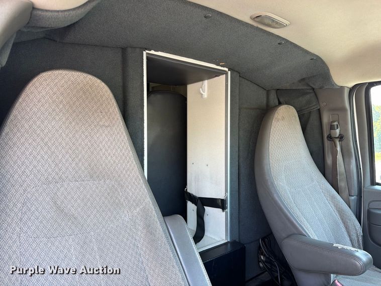 image for item FC3337 2012 Chevrolet Express G3500 ambulance