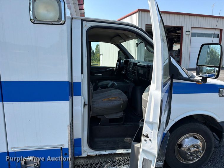 image for item FC3337 2012 Chevrolet Express G3500 ambulance