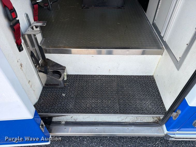 image for item FC3337 2012 Chevrolet Express G3500 ambulance