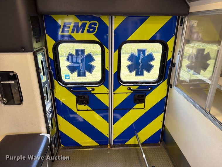 image for item FC3337 2012 Chevrolet Express G3500 ambulance