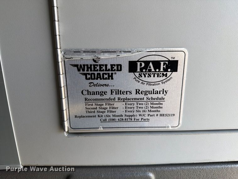 image for item FC3338 2008 Ford E-350 Super Duty ambulance