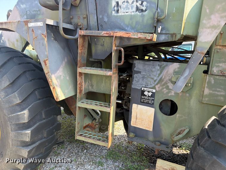 image for item FC3339 1984 Dresser Industries M10A wheel loader