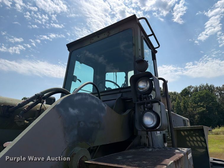 image for item FC3339 1984 Dresser Industries M10A wheel loader