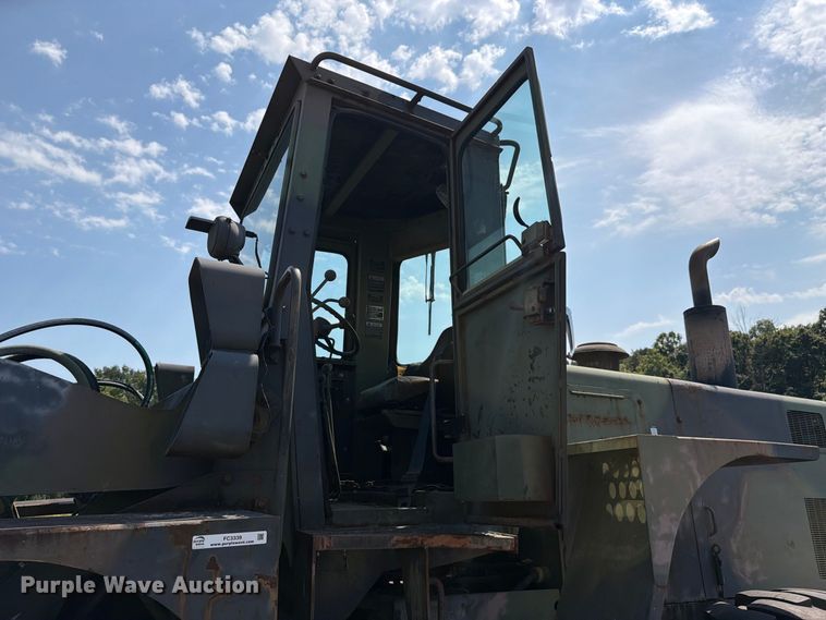 image for item FC3339 1984 Dresser Industries M10A wheel loader