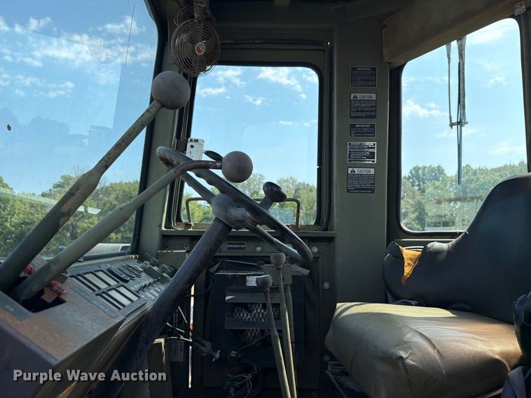 image for item FC3339 1984 Dresser Industries M10A wheel loader