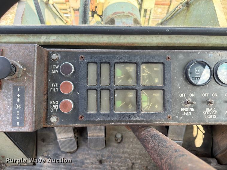 image for item FC3339 1984 Dresser Industries M10A wheel loader