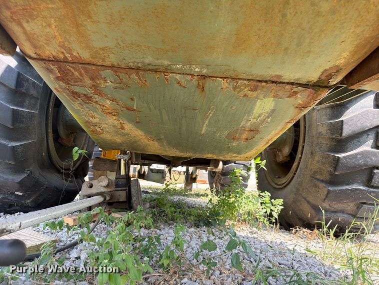 image for item FC3339 1984 Dresser Industries M10A wheel loader