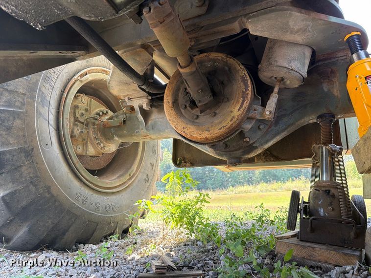 image for item FC3339 1984 Dresser Industries M10A wheel loader