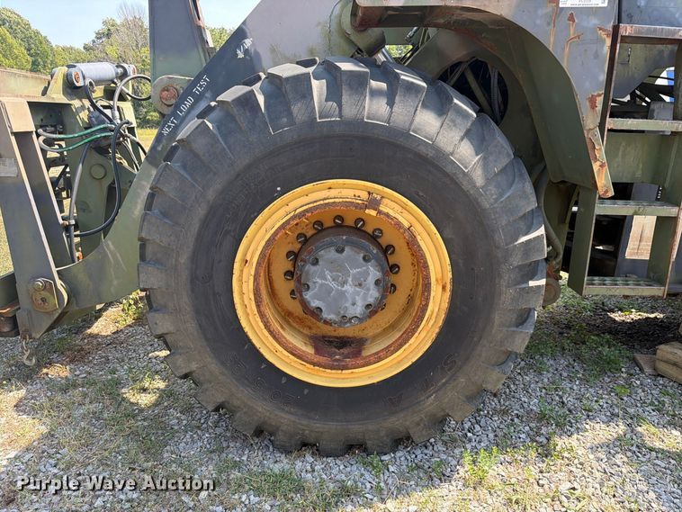 image for item FC3339 1984 Dresser Industries M10A wheel loader