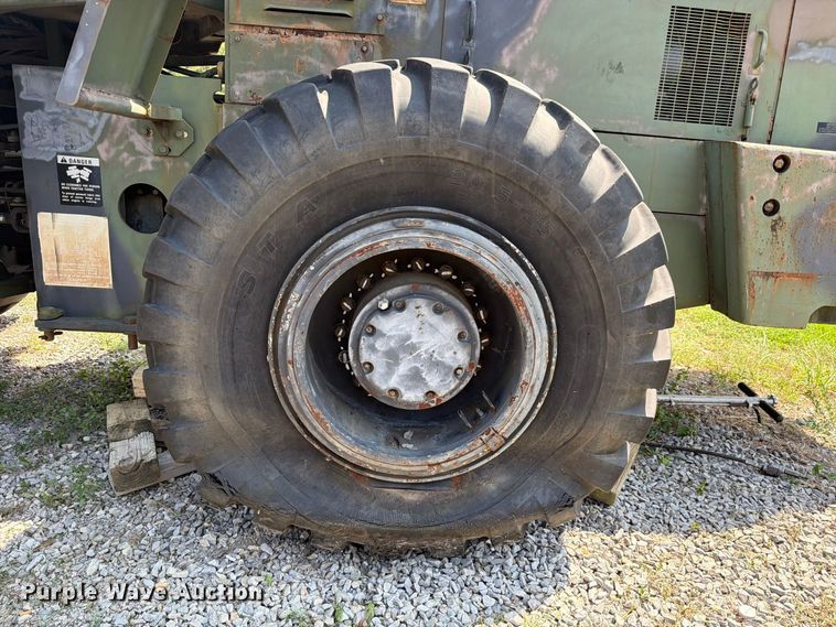 image for item FC3339 1984 Dresser Industries M10A wheel loader