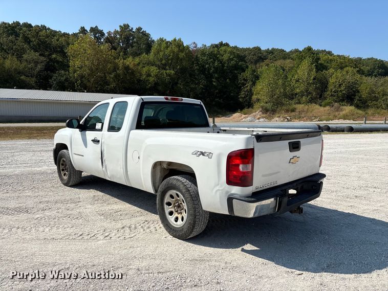 image for item FG0644 2009 Chevrolet Silverado 1500 Ext. Cab pickup truck