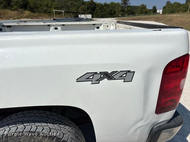image for item FG0644 2009 Chevrolet Silverado 1500 Ext. Cab pickup truck