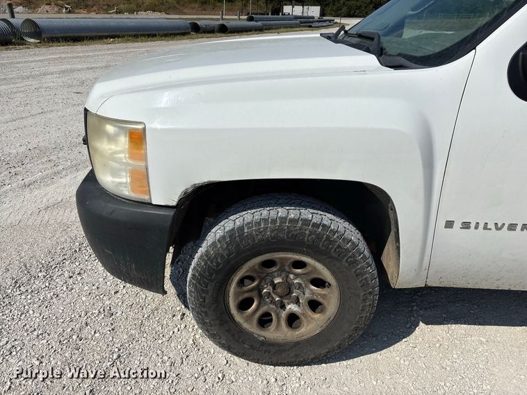 image for item FG0644 2009 Chevrolet Silverado 1500 Ext. Cab pickup truck