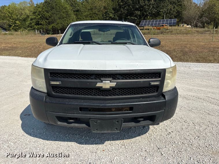 image for item FG0644 2009 Chevrolet Silverado 1500 Ext. Cab pickup truck