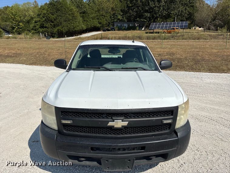 image for item FG0644 2009 Chevrolet Silverado 1500 Ext. Cab pickup truck