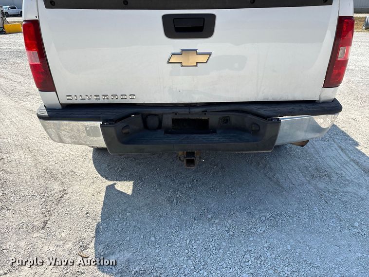 image for item FG0644 2009 Chevrolet Silverado 1500 Ext. Cab pickup truck