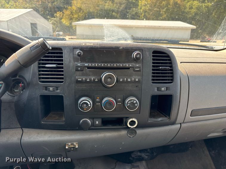 image for item FG0644 2009 Chevrolet Silverado 1500 Ext. Cab pickup truck