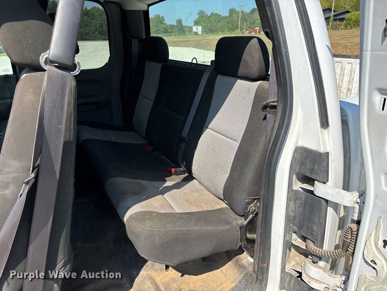 image for item FG0644 2009 Chevrolet Silverado 1500 Ext. Cab pickup truck