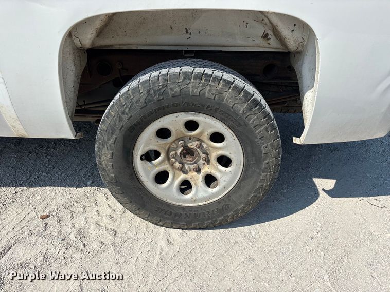 image for item FG0644 2009 Chevrolet Silverado 1500 Ext. Cab pickup truck