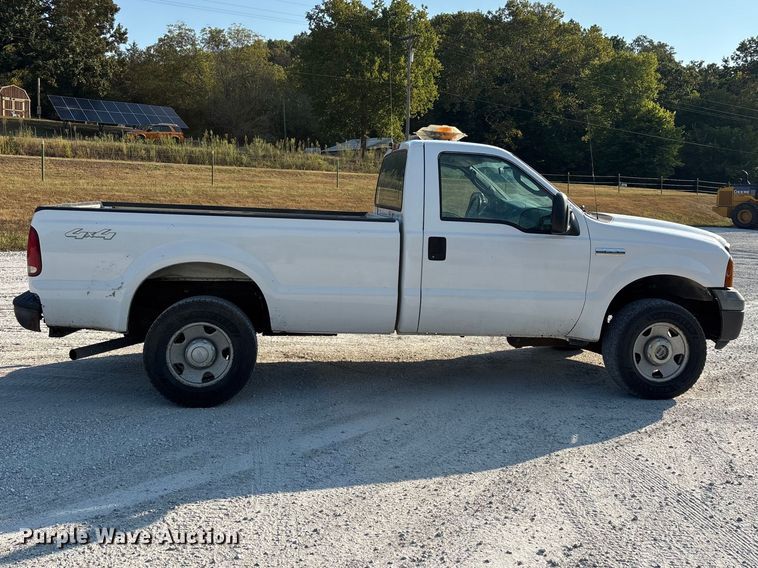 image for item FG0645 2005 Ford F250 Super Duty pickup truck