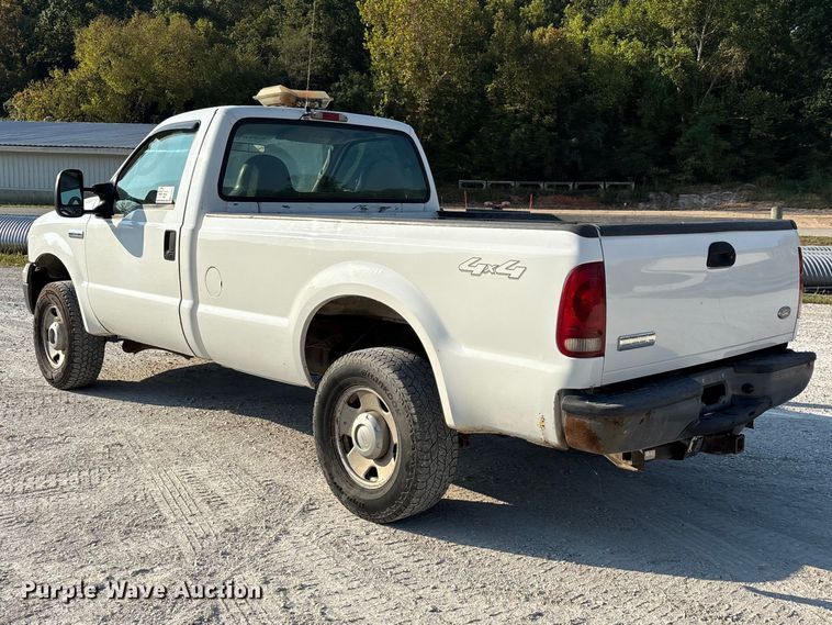 image for item FG0645 2005 Ford F250 Super Duty pickup truck