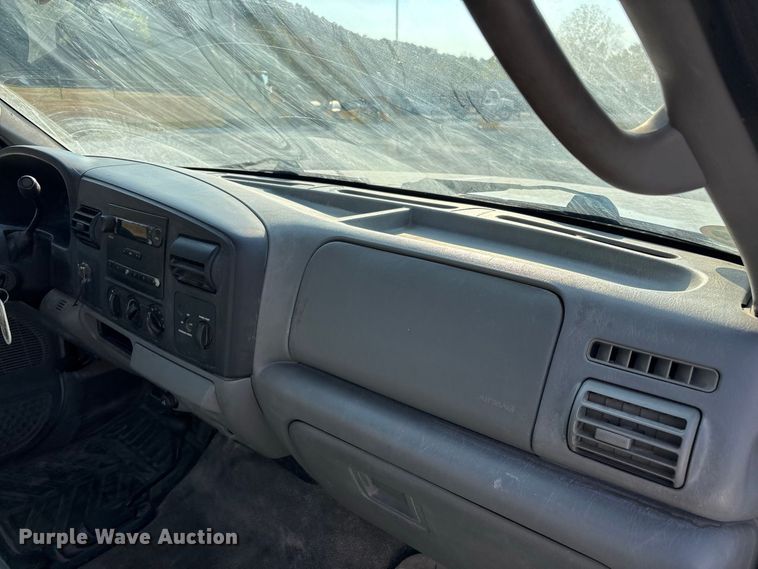 image for item FG0645 2005 Ford F250 Super Duty pickup truck