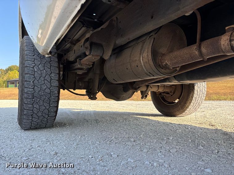 image for item FG0645 2005 Ford F250 Super Duty pickup truck