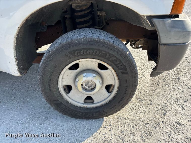 image for item FG0645 2005 Ford F250 Super Duty pickup truck