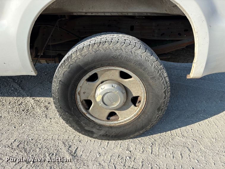 image for item FG0645 2005 Ford F250 Super Duty pickup truck