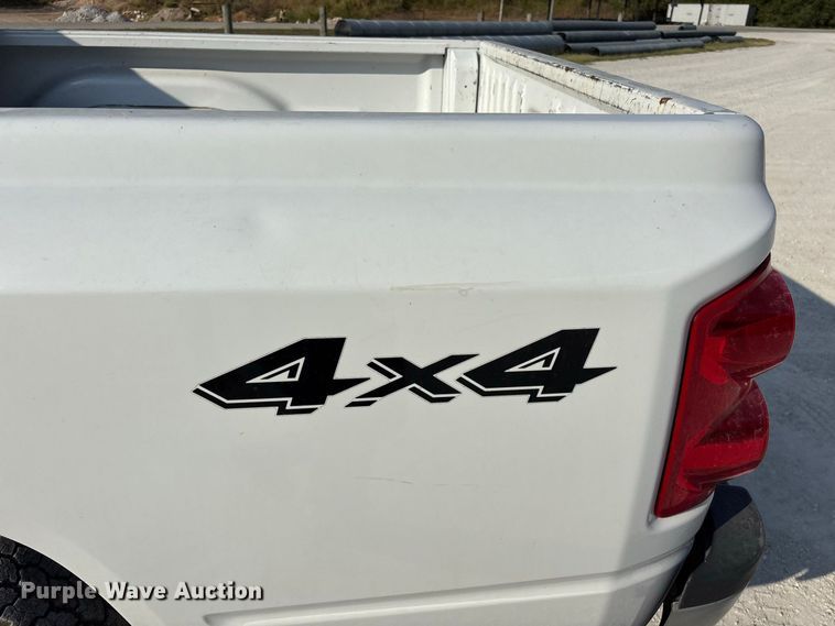 image for item FG0646 2005 Dodge Dakota Ext. Cab pickup truck