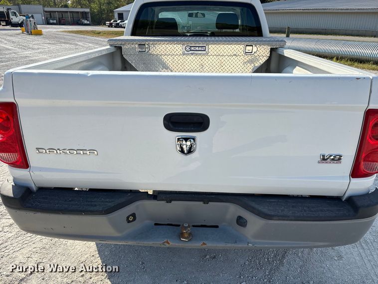 image for item FG0646 2005 Dodge Dakota Ext. Cab pickup truck