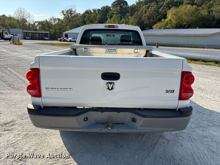 image for item FG0646 2005 Dodge Dakota Ext. Cab pickup truck