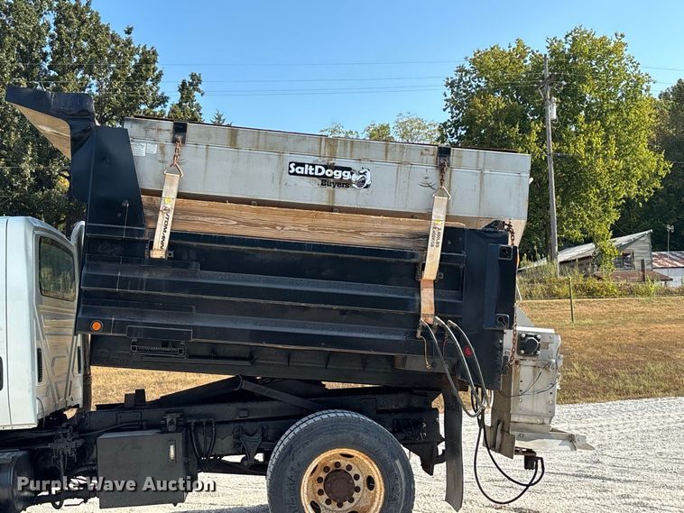 image for item FG0647 2006 International 7300 dump truck