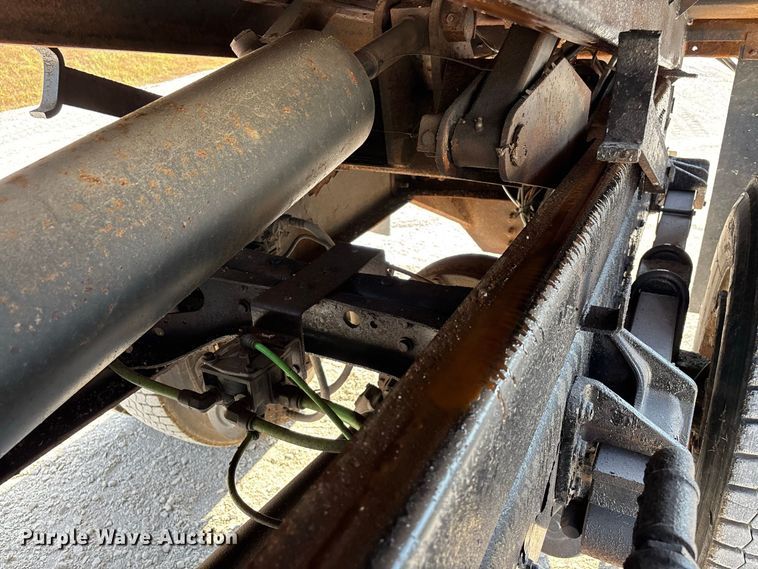 image for item FG0647 2006 International 7300 dump truck